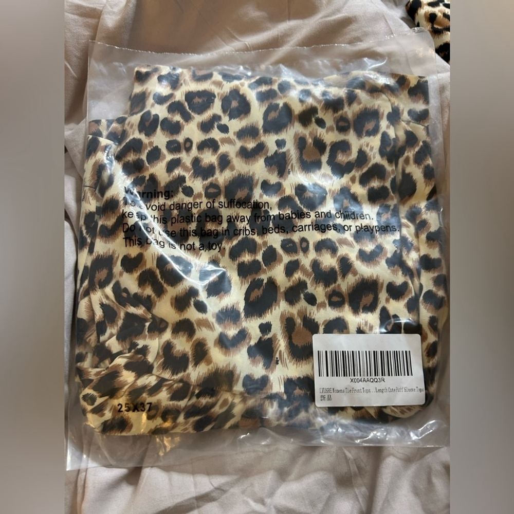 NEW Leopard Tie Front Peplum Babydoll Puff Short Sleeve Blouse Shirt XL - Picture 4 of 7